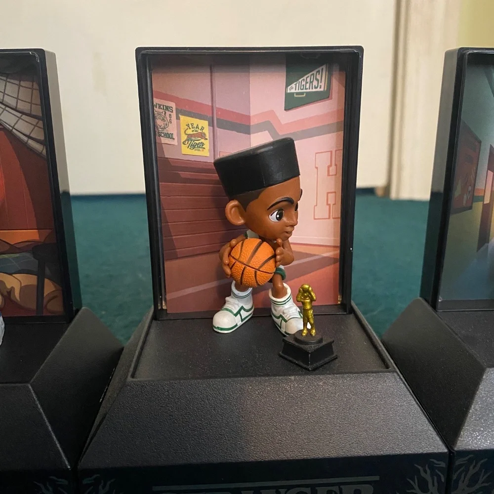 Stranger Things Capsules - Picture 8 of 12